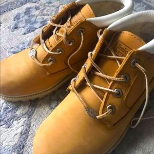 Seasonal timberland booties! Used, size 7 1/2